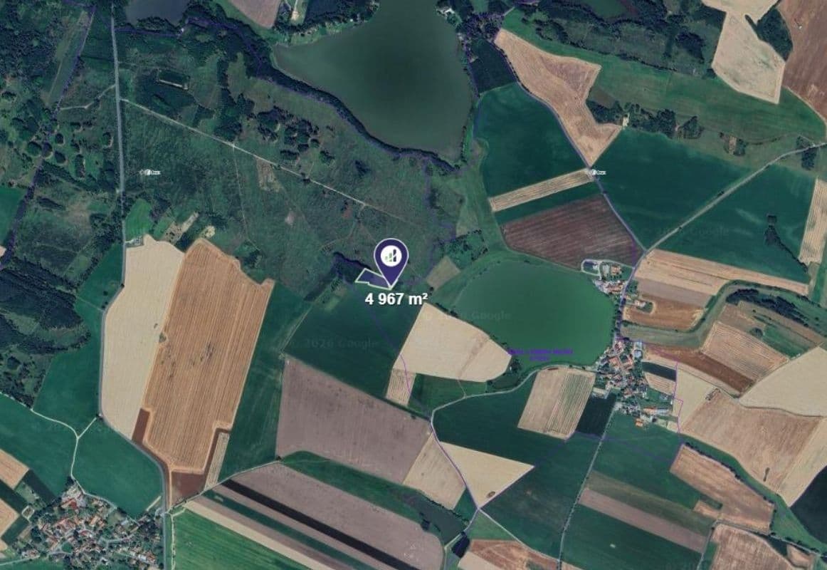 Prodej pozemku 4.967 m², Lavičky, Kraj Vysočina Prodej pozemku 4.967 m², Lavičky, Kraj Vysočina