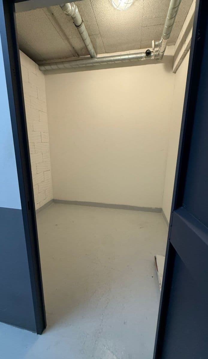 Pronájem nebytového prostoru 5 m², Na Komořsku, Praha, Praha Pronájem nebytového prostoru 5 m², Na Komořsku, Praha, Praha