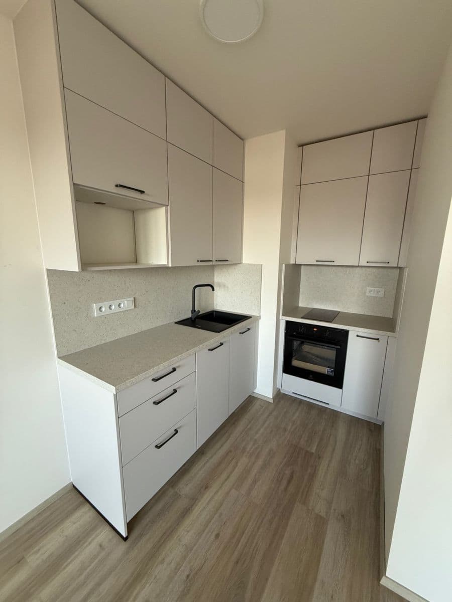 Pronájem bytu 2+kk 42 m², Fabiánové, Praha, Praha Pronájem bytu 2+kk 42 m², Fabiánové, Praha, Praha