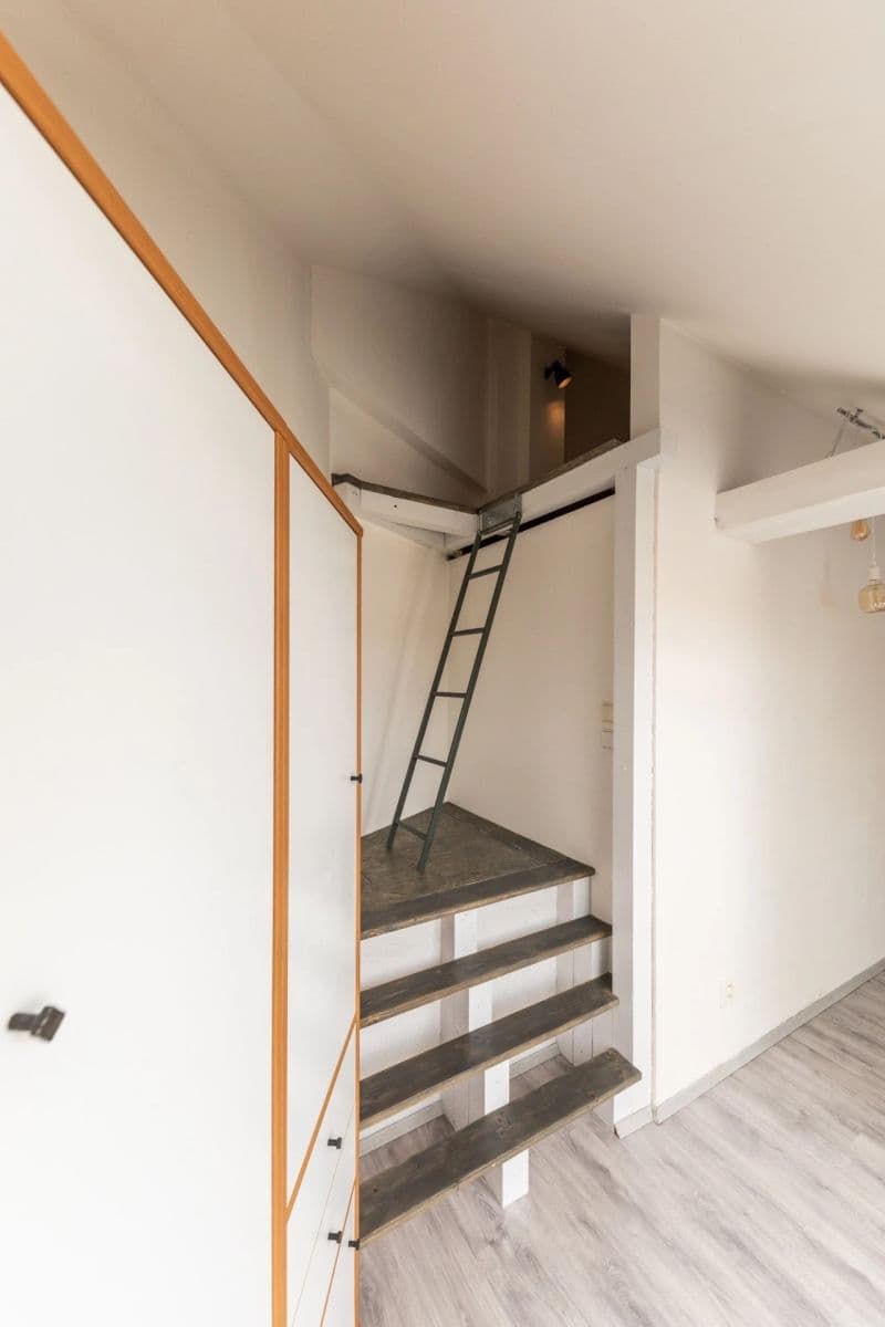 Pronájem bytu 1+kk 32 m², Na Neklance, Praha, Praha Pronájem bytu 1+kk 32 m², Na Neklance, Praha, Praha