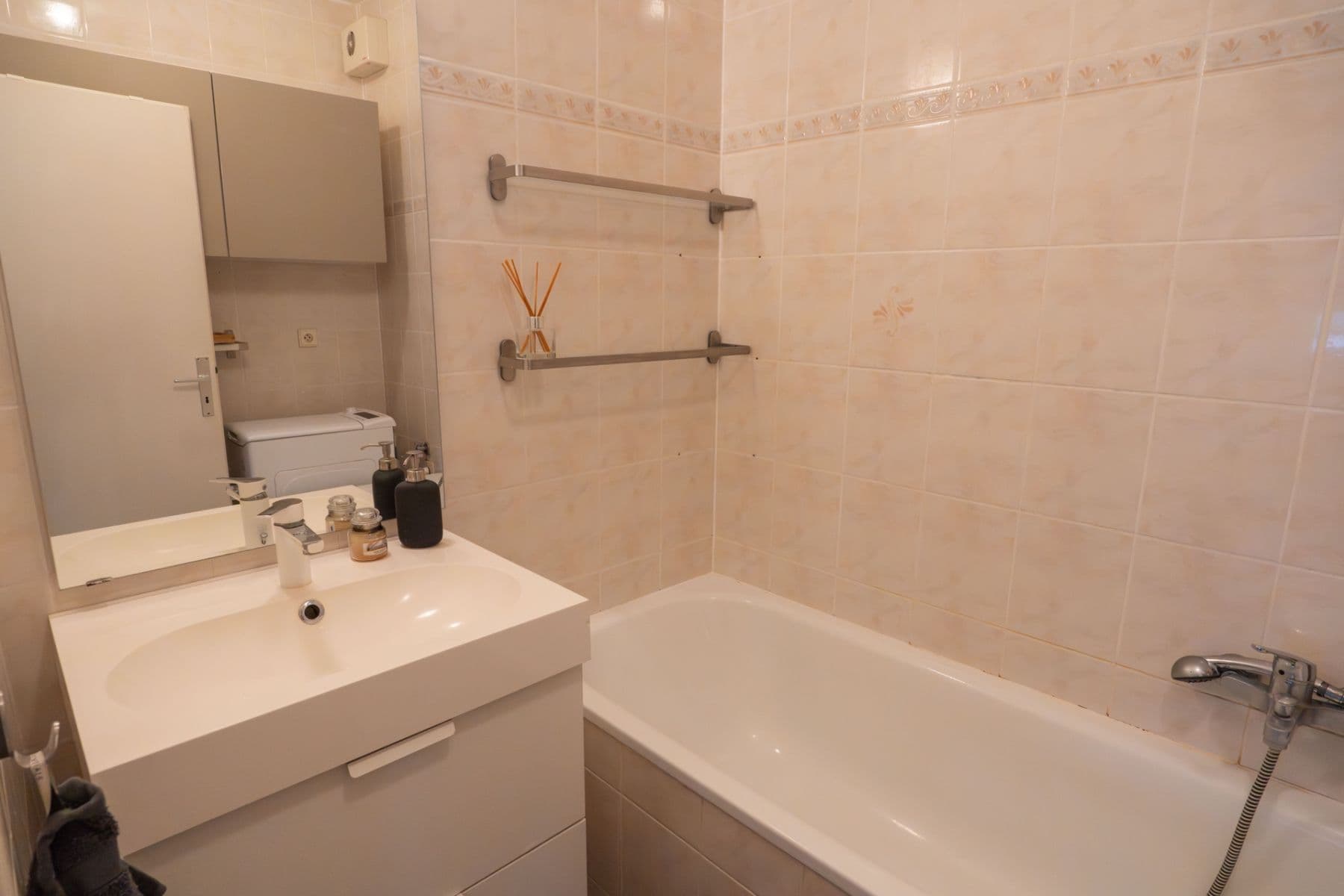 Pronájem bytu 3+kk 80 m², Kloboukova, Praha, Praha Pronájem bytu 3+kk 80 m², Kloboukova, Praha, Praha