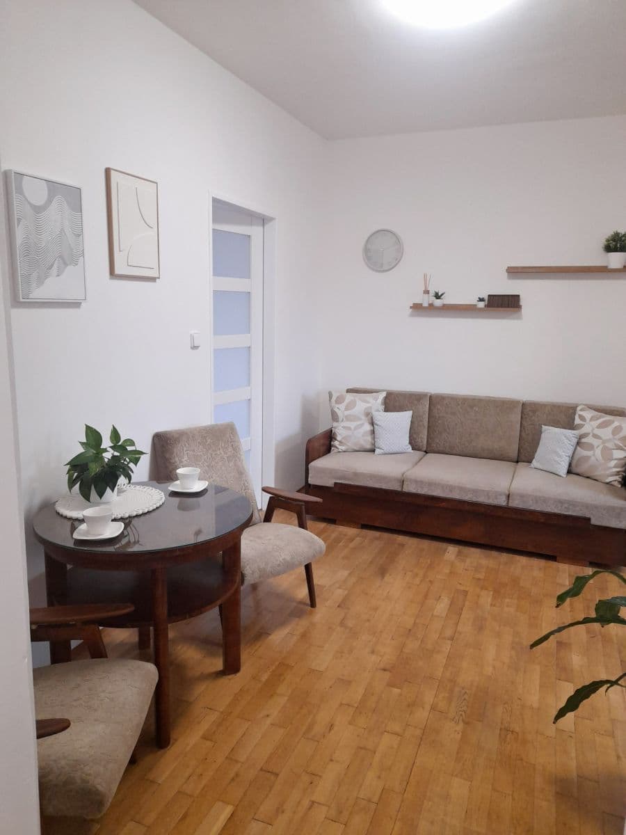 Pronájem bytu 3+kk 65 m², Pešinova, Brno, Jihomoravský kraj Pronájem bytu 3+kk 65 m², Pešinova, Brno, Jihomoravský kraj
