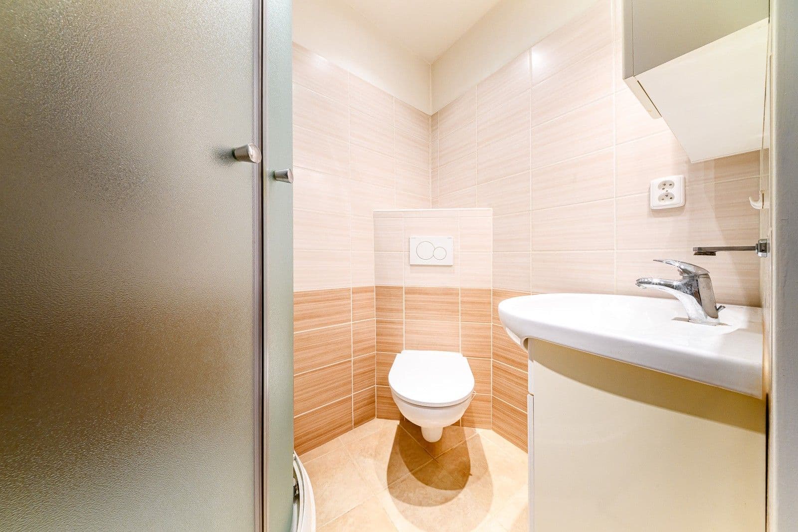 Pronájem bytu 2+1 50 m², Haštalská, Praha, Praha Pronájem bytu 2+1 50 m², Haštalská, Praha, Praha