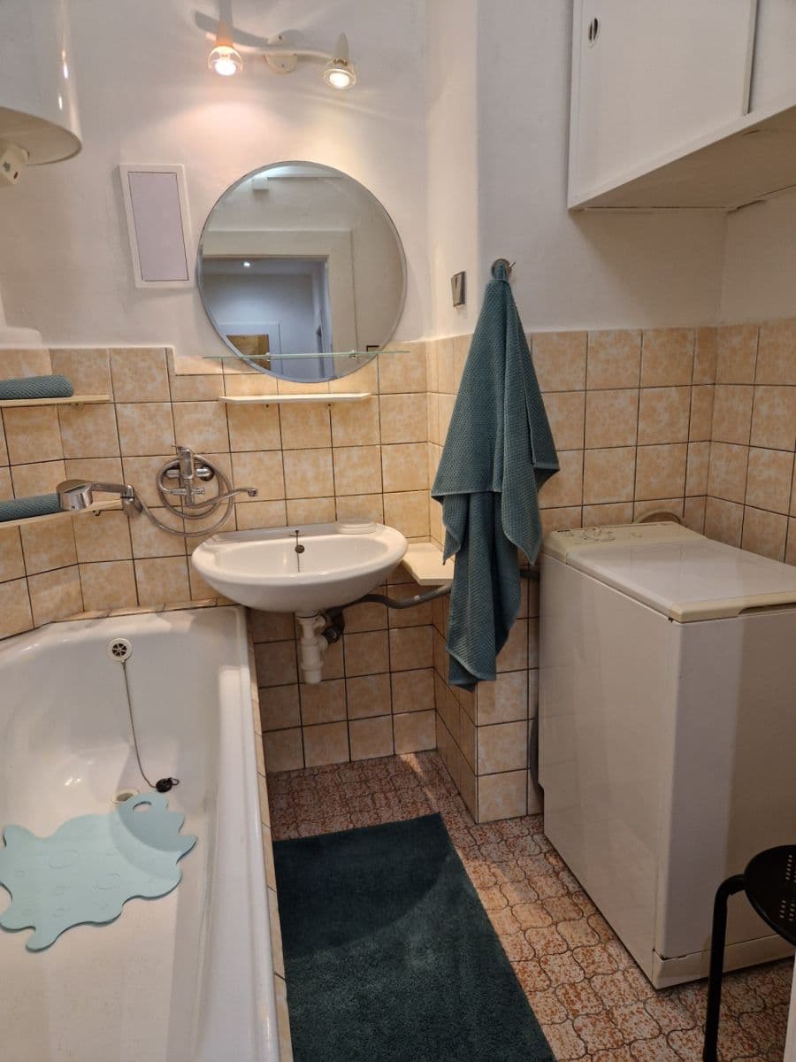 Pronájem bytu 2+kk 45 m², Hartigova, Praha, Praha Pronájem bytu 2+kk 45 m², Hartigova, Praha, Praha