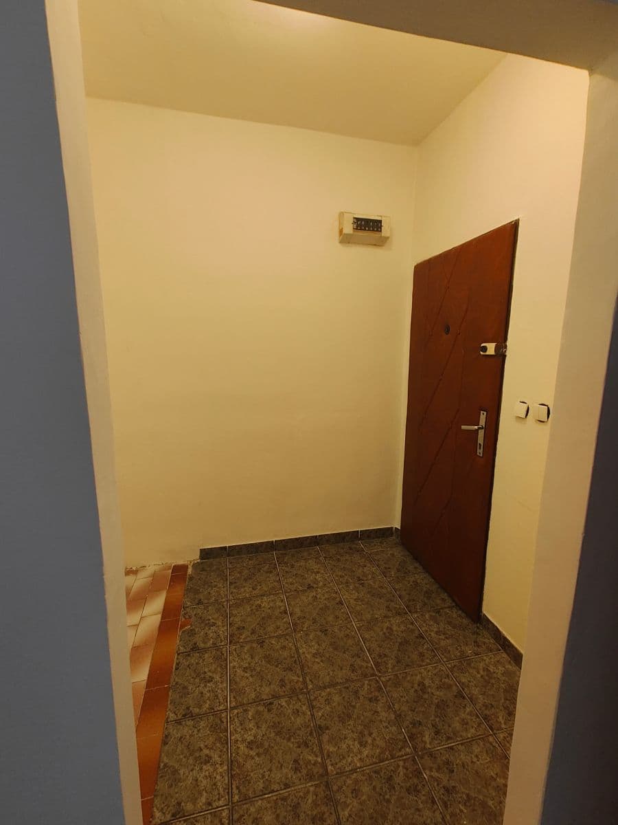 Prodej bytu 3+1 92 m², Na Nivách, Praha, Praha Prodej bytu 3+1 92 m², Na Nivách, Praha, Praha