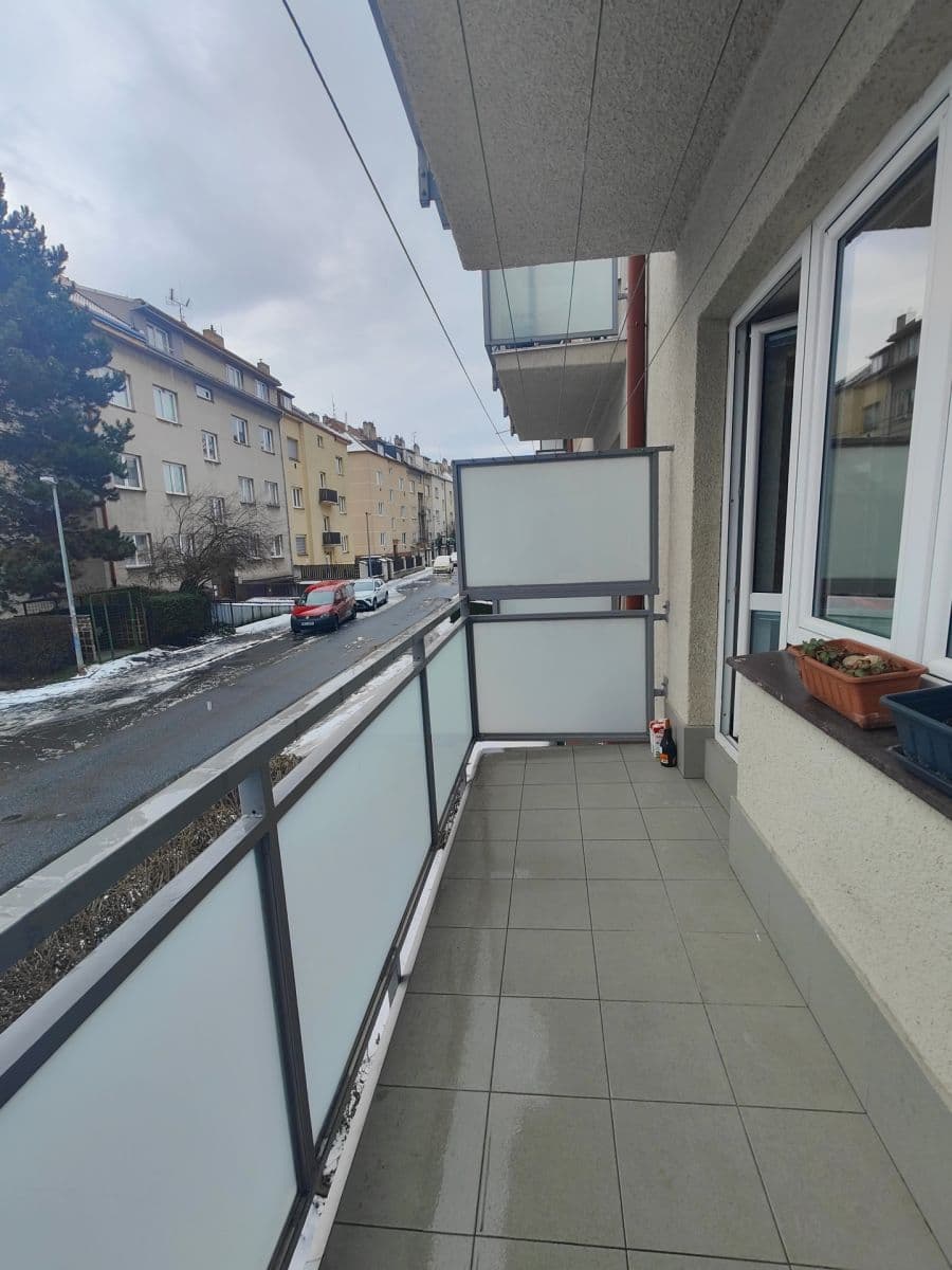 Prodej bytu 3+1 92 m², Na Nivách, Praha, Praha Prodej bytu 3+1 92 m², Na Nivách, Praha, Praha