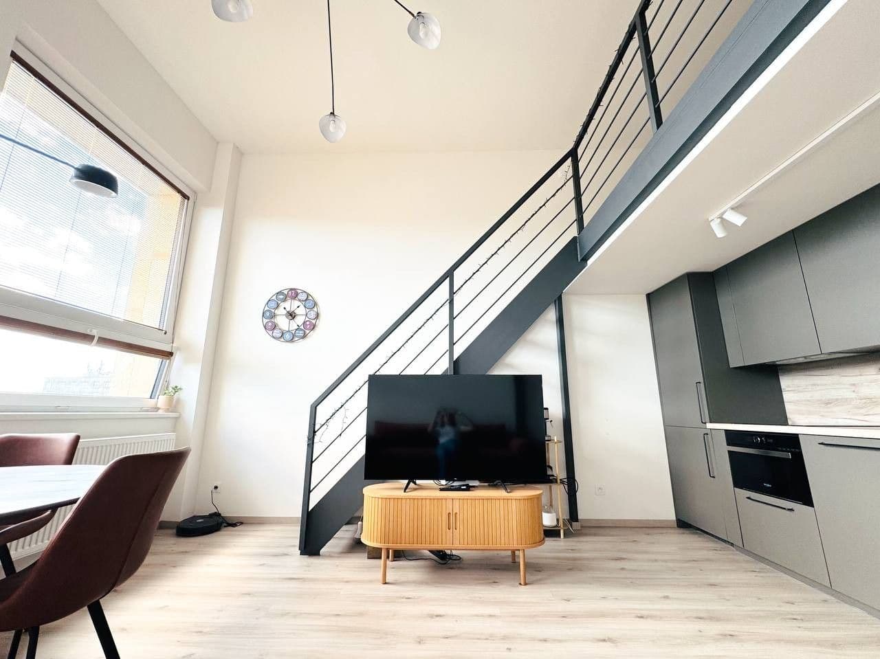 Pronájem bytu 2+kk 55 m², Kubánské náměstí, Praha, Praha Pronájem bytu 2+kk 55 m², Kubánské náměstí, Praha, Praha