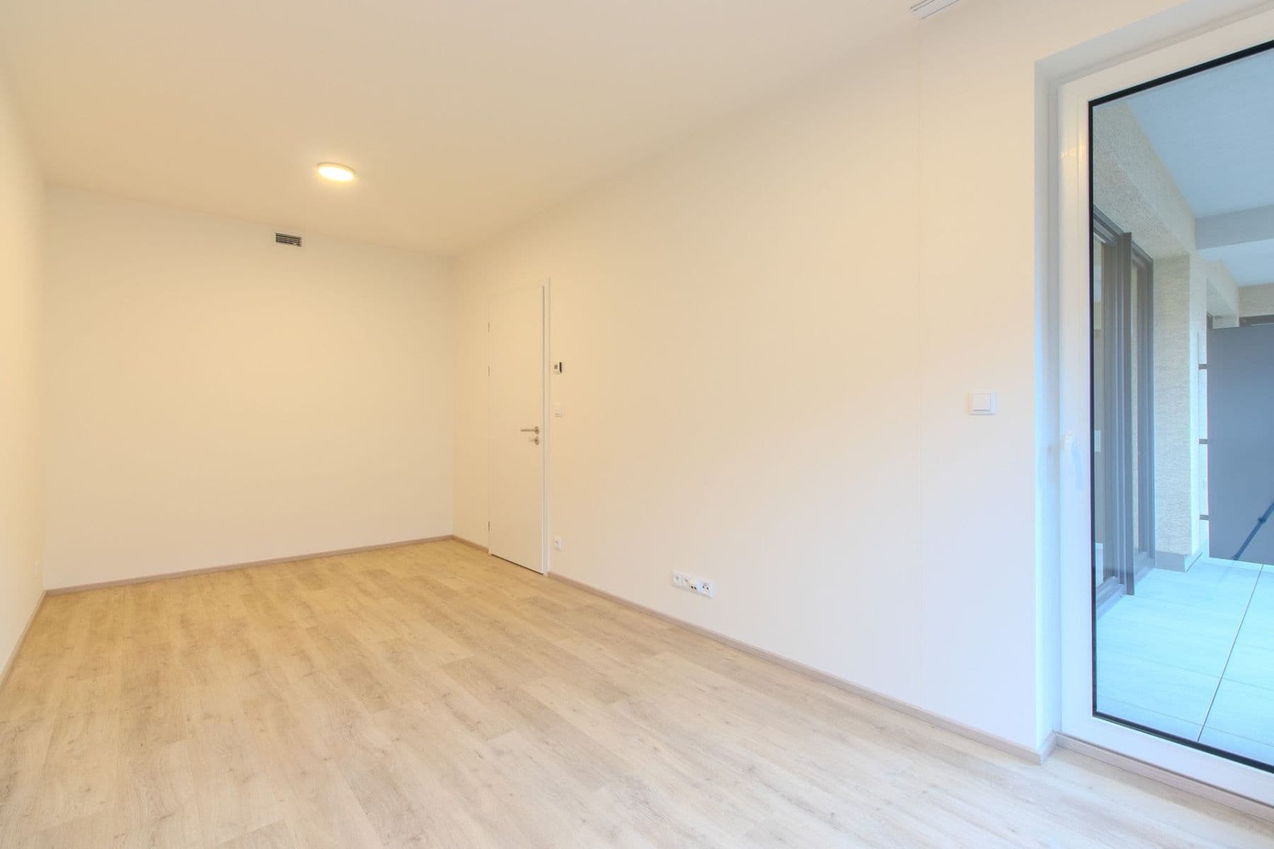 Pronájem bytu 2+kk 56 m², Poděbradská, Praha, Praha Pronájem bytu 2+kk 56 m², Poděbradská, Praha, Praha