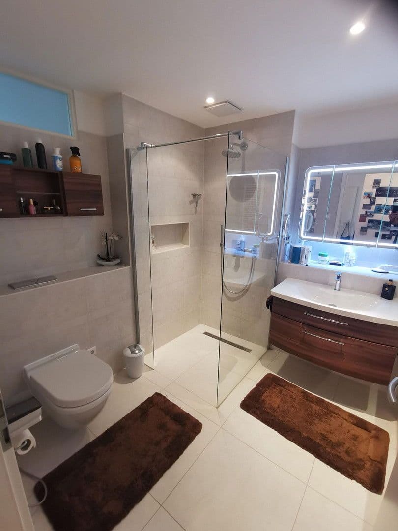 Pronájem bytu 3+1 80 m², Kommandantenstr. 72, Berlin, Berlín Pronájem bytu 3+1 80 m², Kommandantenstr. 72, Berlin, Berlín