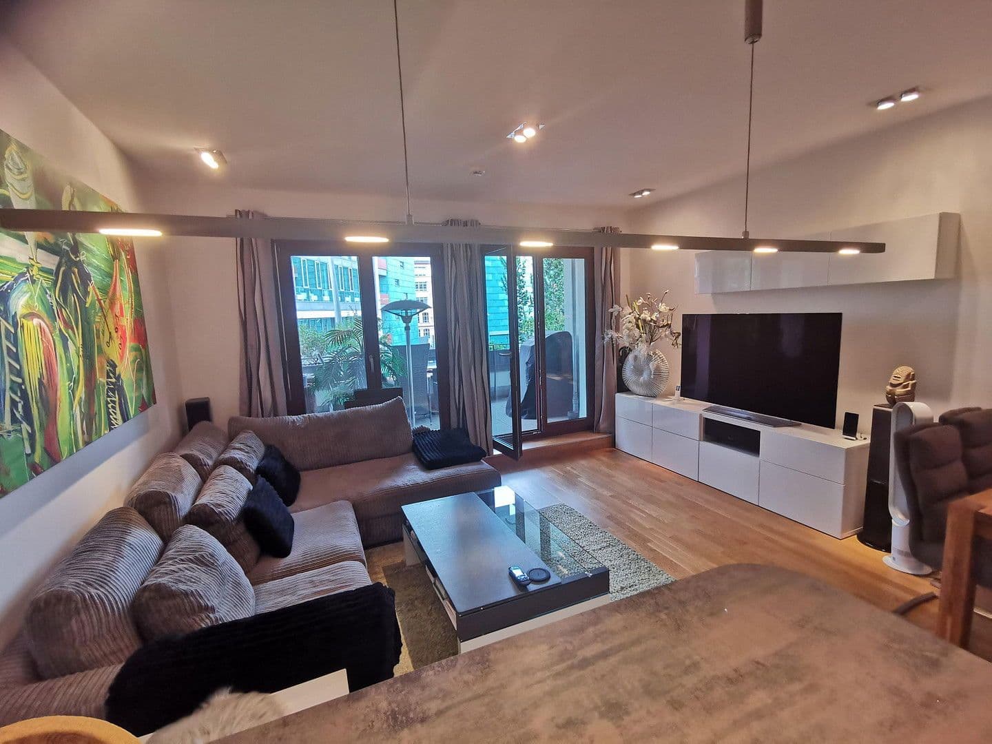 Pronájem bytu 3+1 80 m², Kommandantenstr. 72, Berlin, Berlín Pronájem bytu 3+1 80 m², Kommandantenstr. 72, Berlin, Berlín