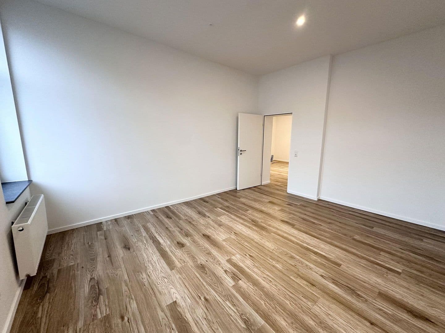 Prodej bytu 2+1 53 m², Cáchy, Severní Porýní-Vestfálsko Prodej bytu 2+1 53 m², Cáchy, Severní Porýní-Vestfálsko