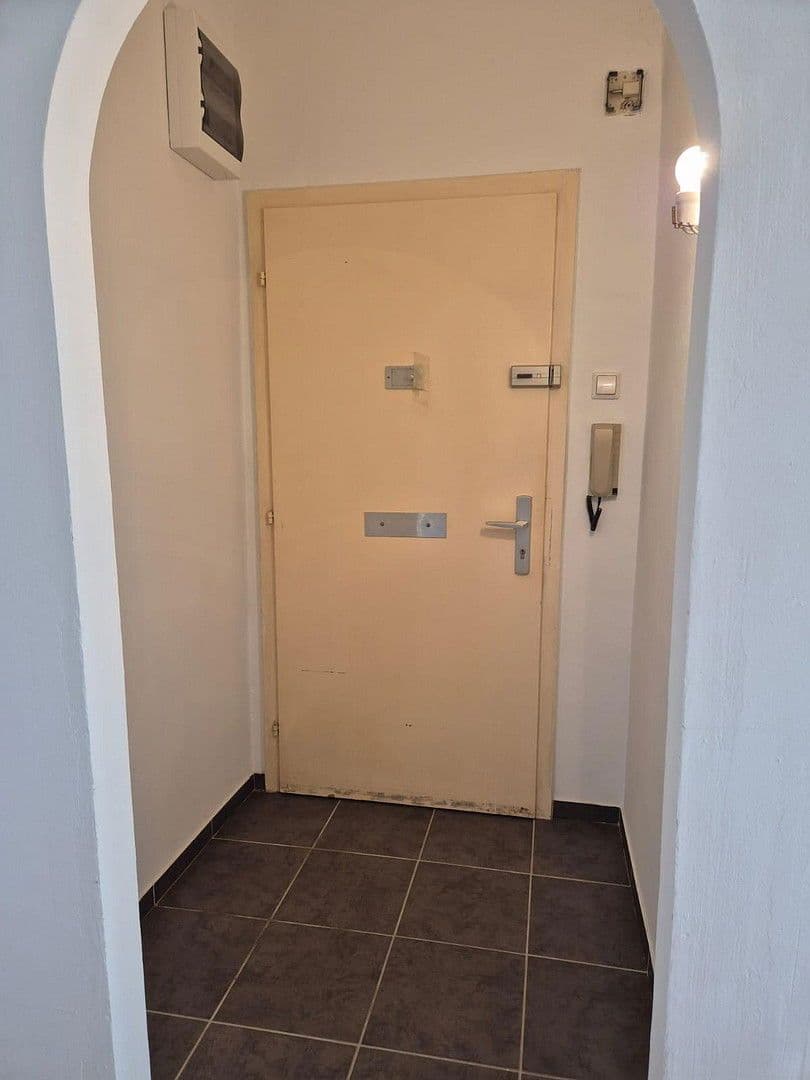 Pronájem bytu 3+1 70 m², Schwechat, Dolní Rakousko Pronájem bytu 3+1 70 m², Schwechat, Dolní Rakousko