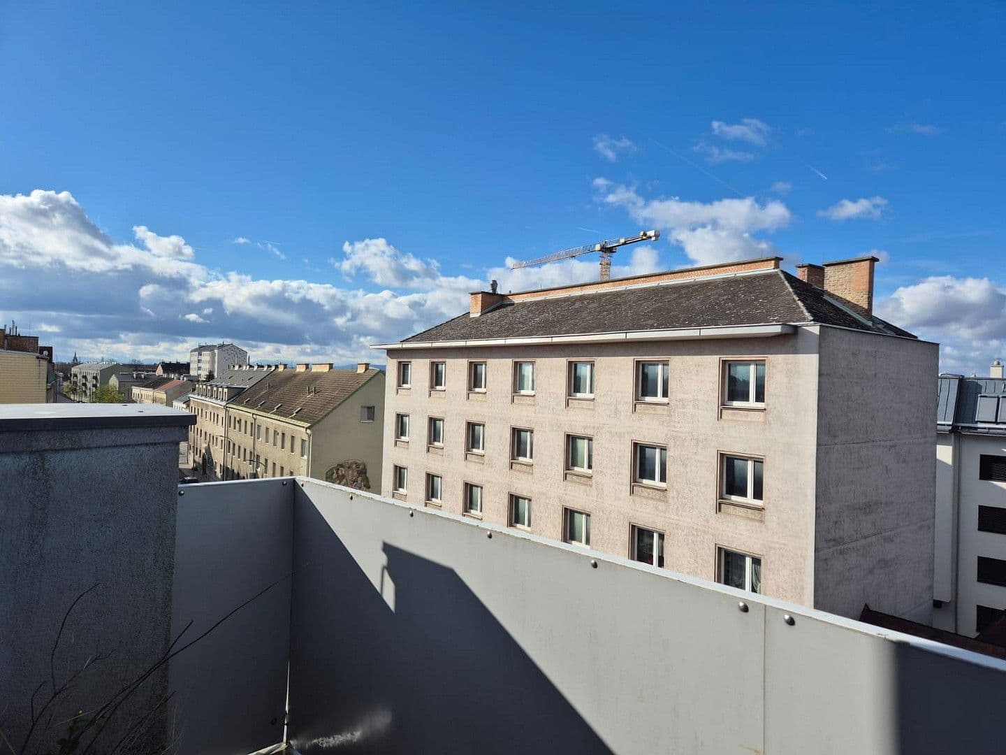 Pronájem bytu 3+1 70 m², Schwechat, Dolní Rakousko Pronájem bytu 3+1 70 m², Schwechat, Dolní Rakousko