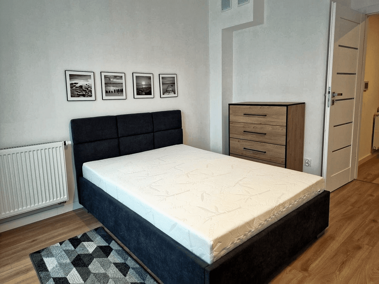 Pronájem bytu 2+1 54 m², Pforzheim, Bádensko-Württembersko Pronájem bytu 2+1 54 m², Pforzheim, Bádensko-Württembersko