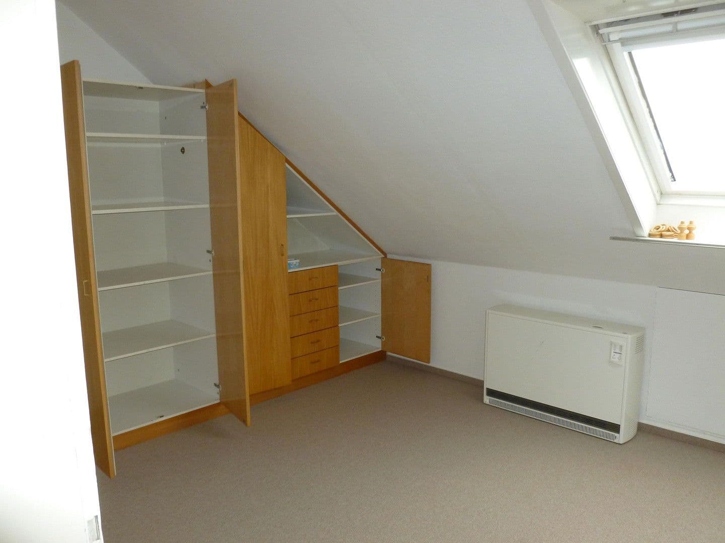 Prodej domu 246 m², pozemek 442 m², Esslingen am Neckar, Bádensko-Württembersko Prodej domu 246 m², pozemek 442 m², Esslingen am Neckar, Bádensko-Württembersko