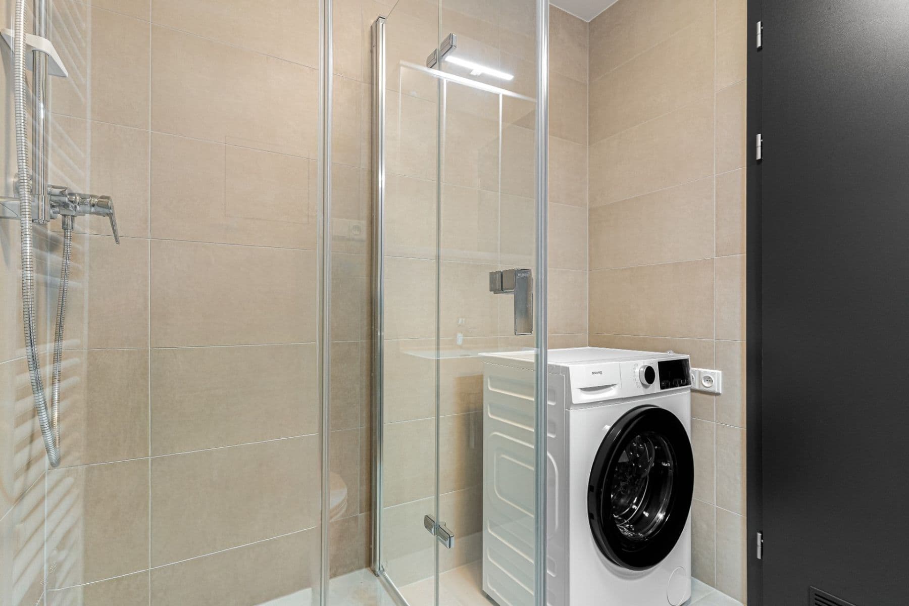 Pronájem bytu 1+kk 33 m², Fafkových, Praha, Praha Pronájem bytu 1+kk 33 m², Fafkových, Praha, Praha