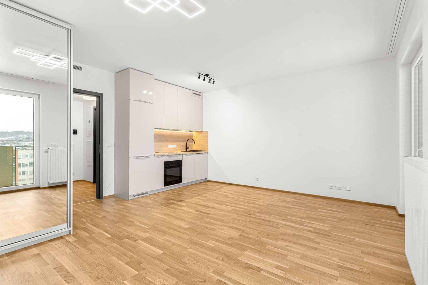 Pronájem bytu 1+kk 33 m², Fafkových, Praha, Praha Pronájem bytu 1+kk 33 m², Fafkových, Praha, Praha
