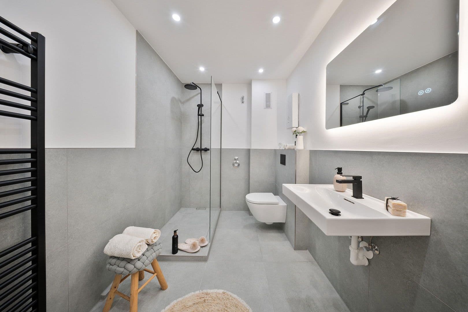 Prodej bytu 2+1 61 m², Krefeld, Severní Porýní-Vestfálsko Prodej bytu 2+1 61 m², Krefeld, Severní Porýní-Vestfálsko