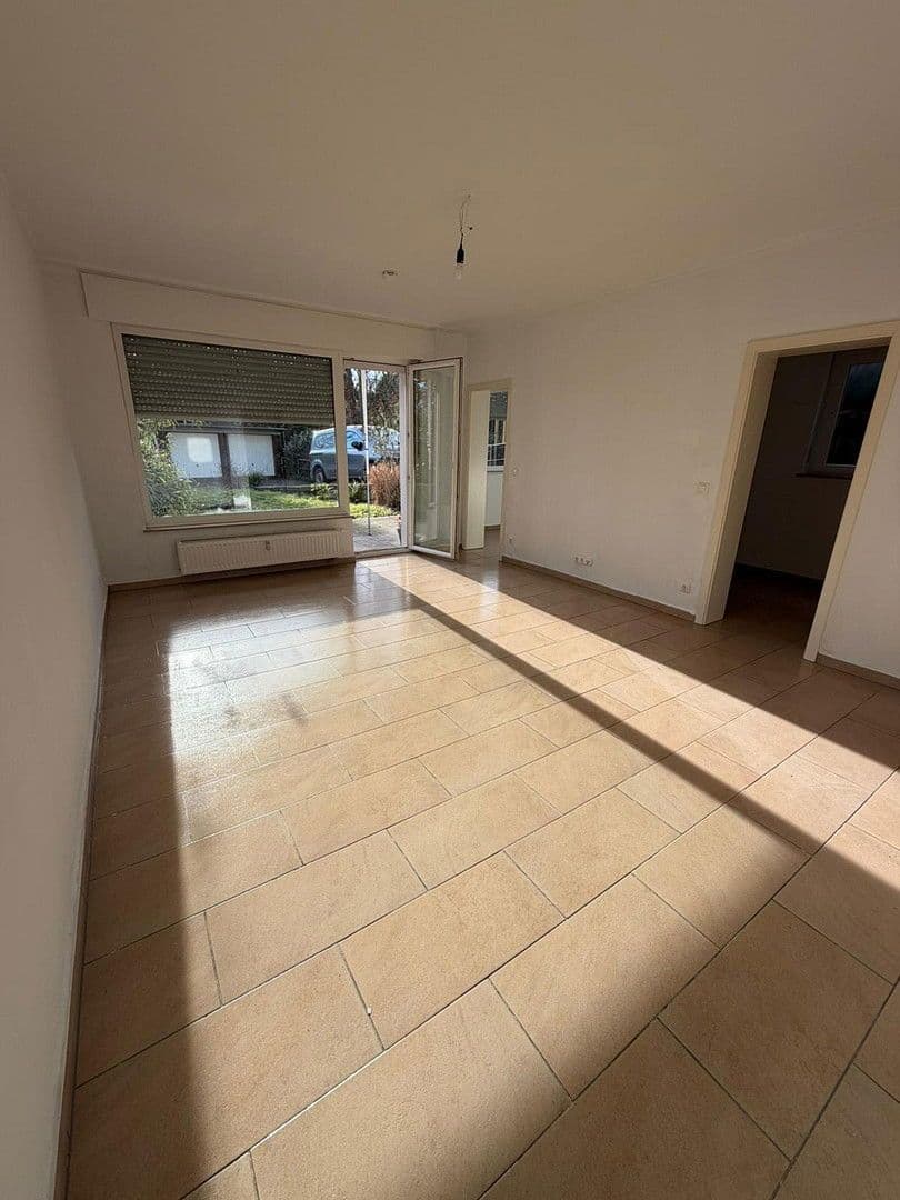 Pronájem bytu 2+1 46 m², Am Geisbusch 12, Duisburg, Severní Porýní-Vestfálsko Pronájem bytu 2+1 46 m², Am Geisbusch 12, Duisburg, Severní Porýní-Vestfálsko