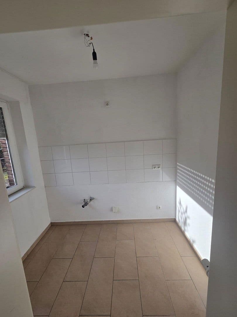 Pronájem bytu 2+1 46 m², Am Geisbusch 12, Duisburg, Severní Porýní-Vestfálsko Pronájem bytu 2+1 46 m², Am Geisbusch 12, Duisburg, Severní Porýní-Vestfálsko