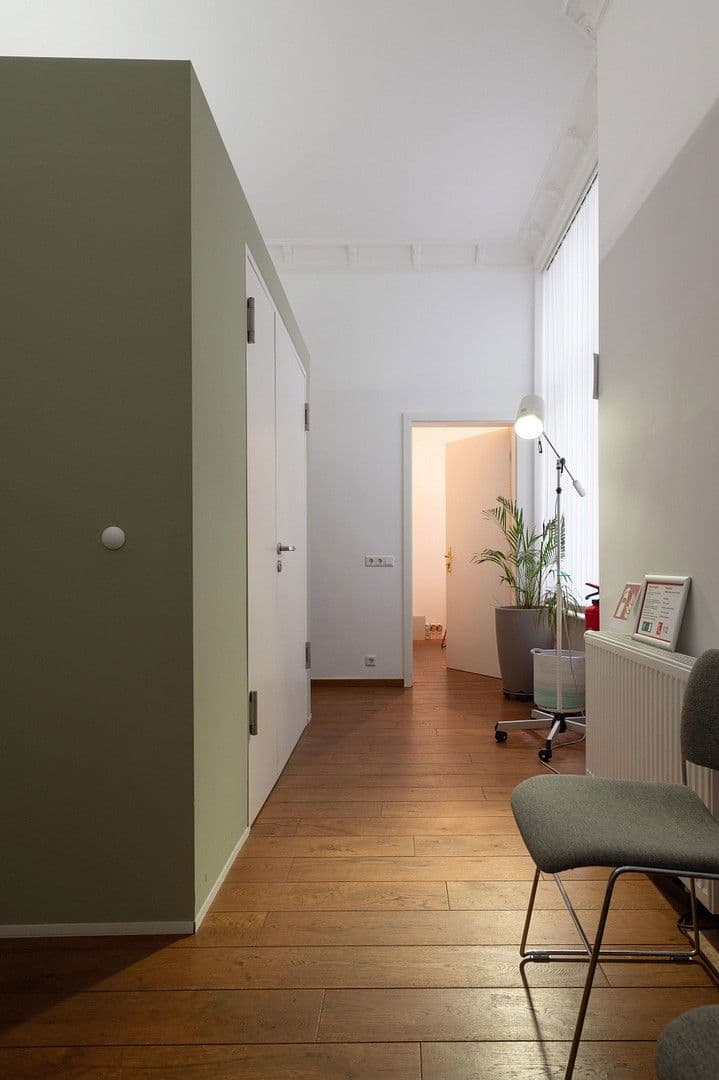 Prodej kanceláře 137 m², Erich-Weinert-Str. 5, Berlin, Berlín Prodej kanceláře 137 m², Erich-Weinert-Str. 5, Berlin, Berlín