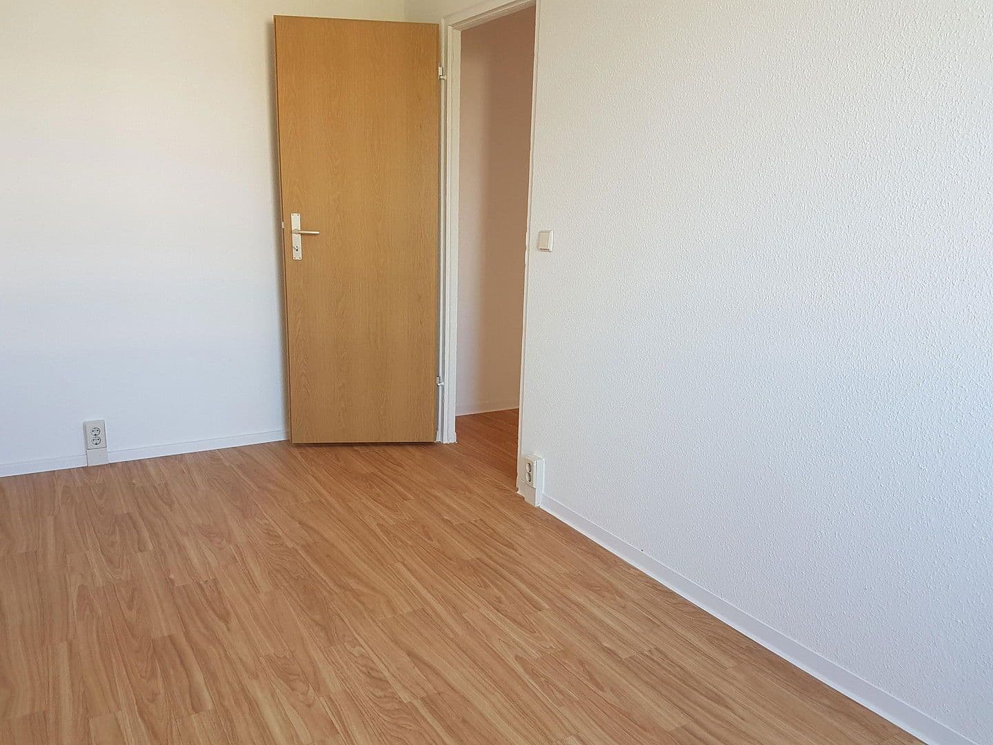 Prodej bytu 3+1 64 m², Otto - Dix - Ring 38, Dresden, Sasko Prodej bytu 3+1 64 m², Otto - Dix - Ring 38, Dresden, Sasko