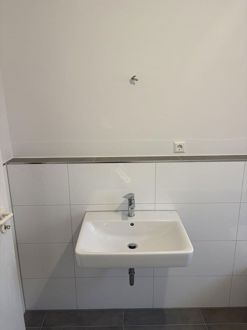 Pronájem bytu 3+1 88 m², Hauptstraße 32, Leimen, Bádensko-Württembersko Pronájem bytu 3+1 88 m², Hauptstraße 32, Leimen, Bádensko-Württembersko