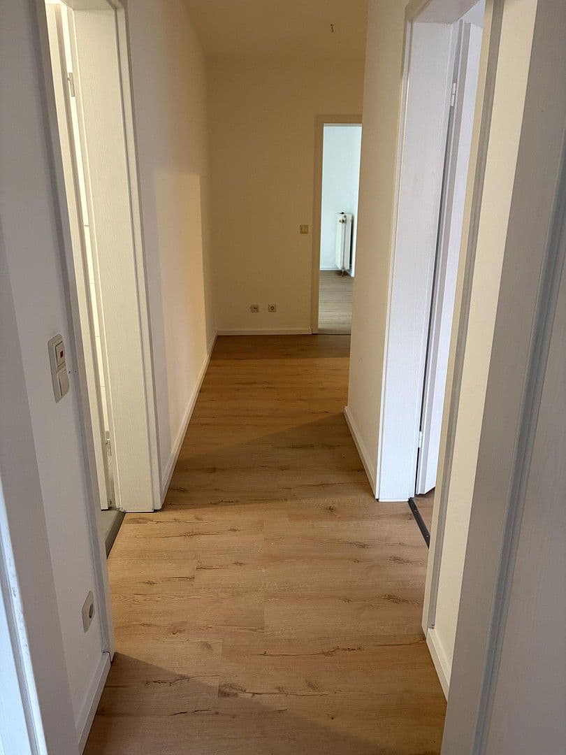 Pronájem bytu 3+1 88 m², Hauptstraße 32, Leimen, Bádensko-Württembersko Pronájem bytu 3+1 88 m², Hauptstraße 32, Leimen, Bádensko-Württembersko