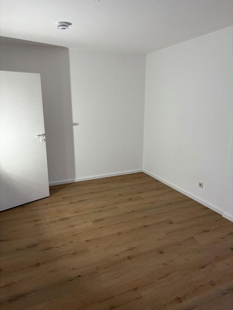Pronájem bytu 3+1 88 m², Hauptstraße 32, Leimen, Bádensko-Württembersko Pronájem bytu 3+1 88 m², Hauptstraße 32, Leimen, Bádensko-Württembersko