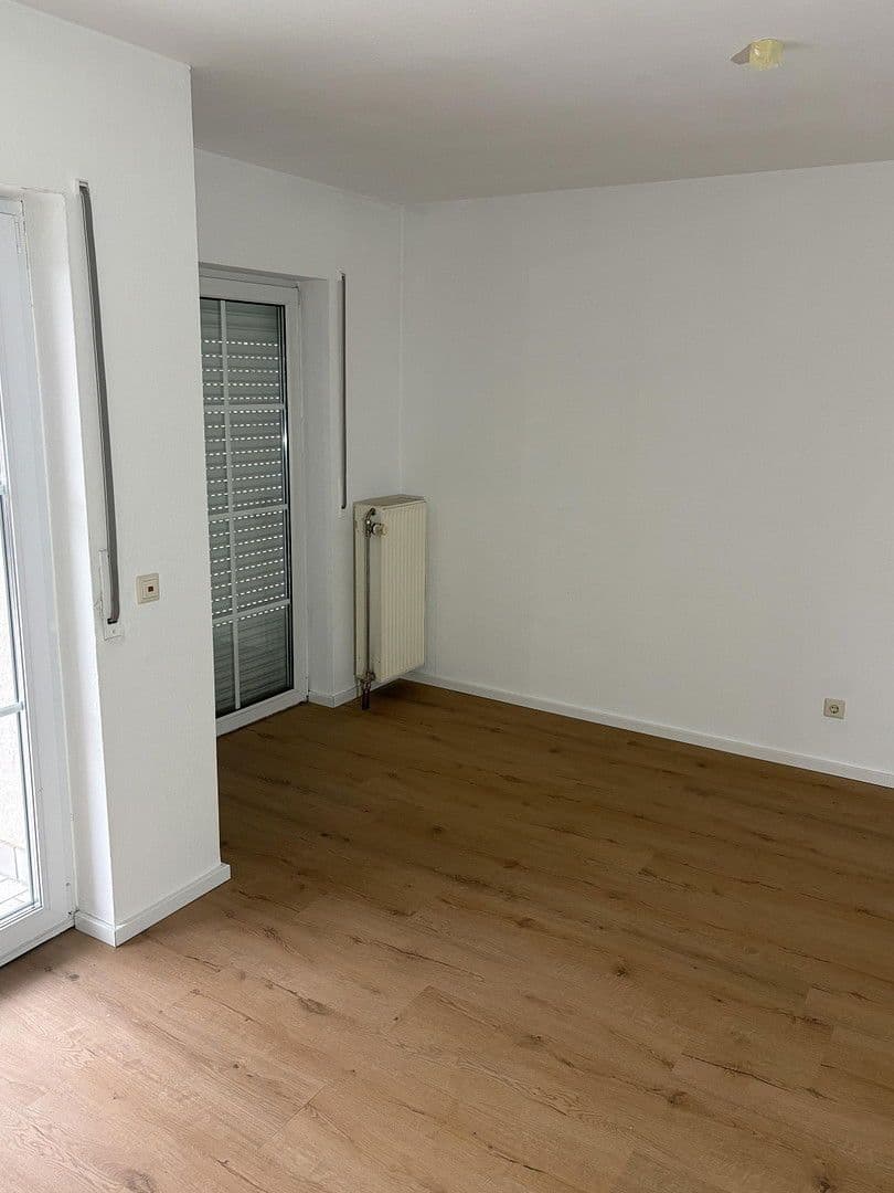 Pronájem bytu 3+1 88 m², Hauptstraße 32, Leimen, Bádensko-Württembersko Pronájem bytu 3+1 88 m², Hauptstraße 32, Leimen, Bádensko-Württembersko