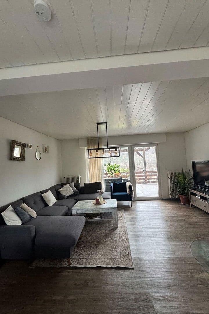 Prodej domu 114 m², pozemek 519 m², Overath, Severní Porýní-Vestfálsko Prodej domu 114 m², pozemek 519 m², Overath, Severní Porýní-Vestfálsko