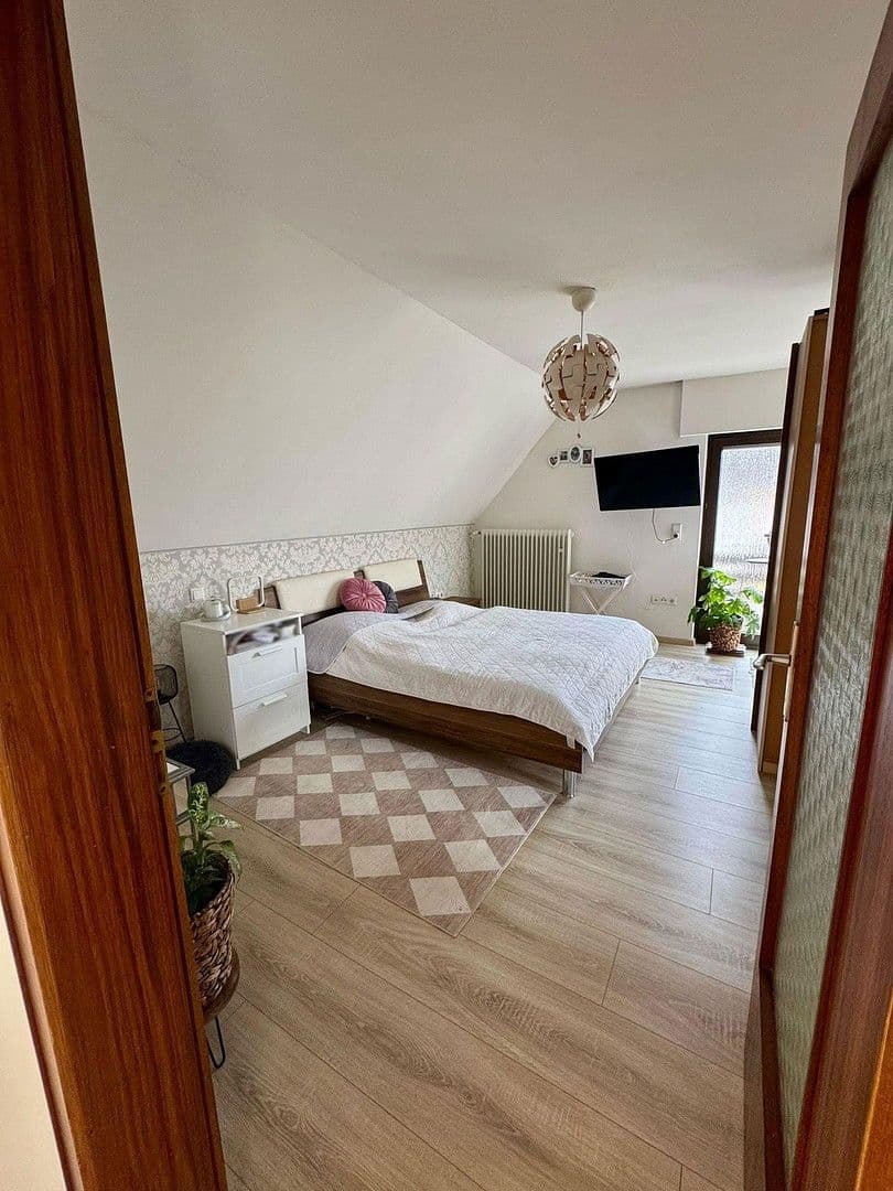 Prodej domu 114 m², pozemek 519 m², Overath, Severní Porýní-Vestfálsko Prodej domu 114 m², pozemek 519 m², Overath, Severní Porýní-Vestfálsko