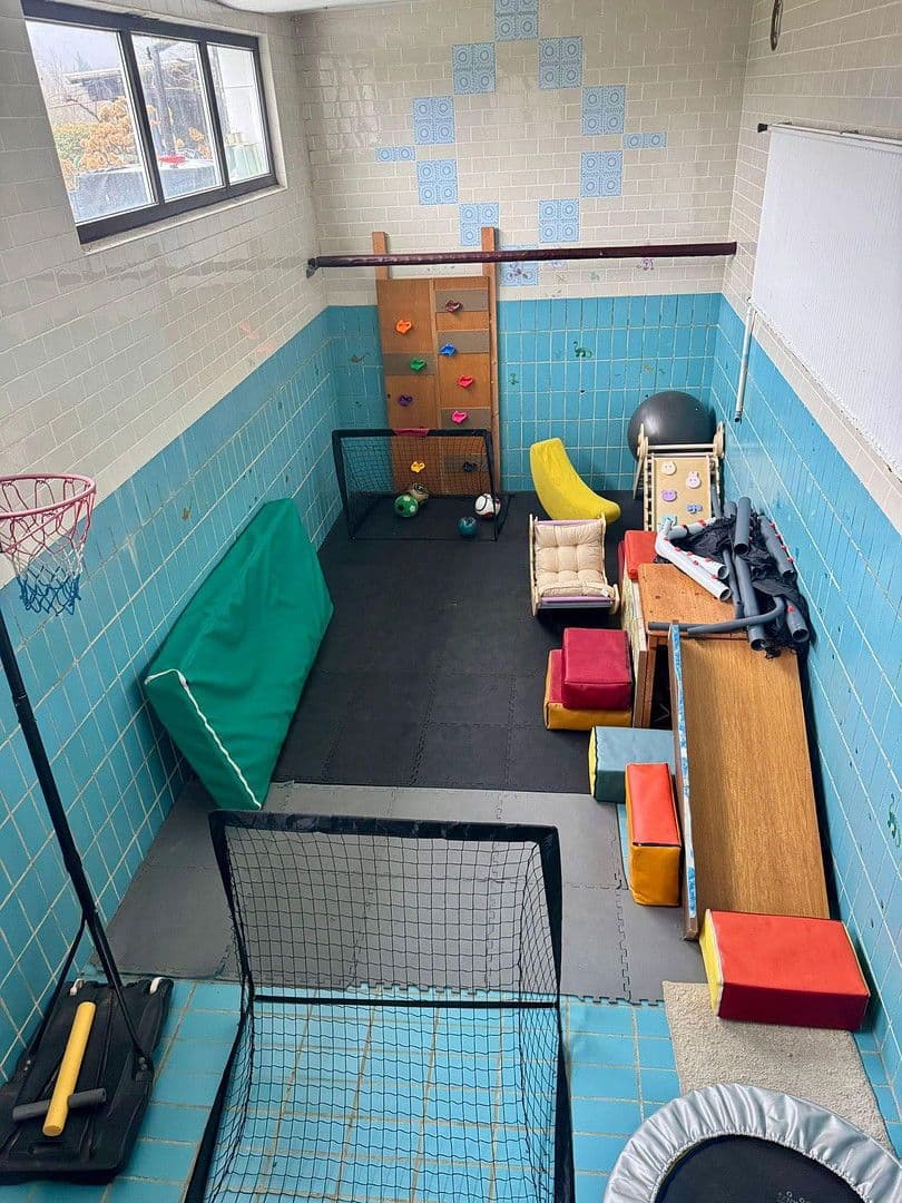 Prodej domu 114 m², pozemek 519 m², Overath, Severní Porýní-Vestfálsko Prodej domu 114 m², pozemek 519 m², Overath, Severní Porýní-Vestfálsko