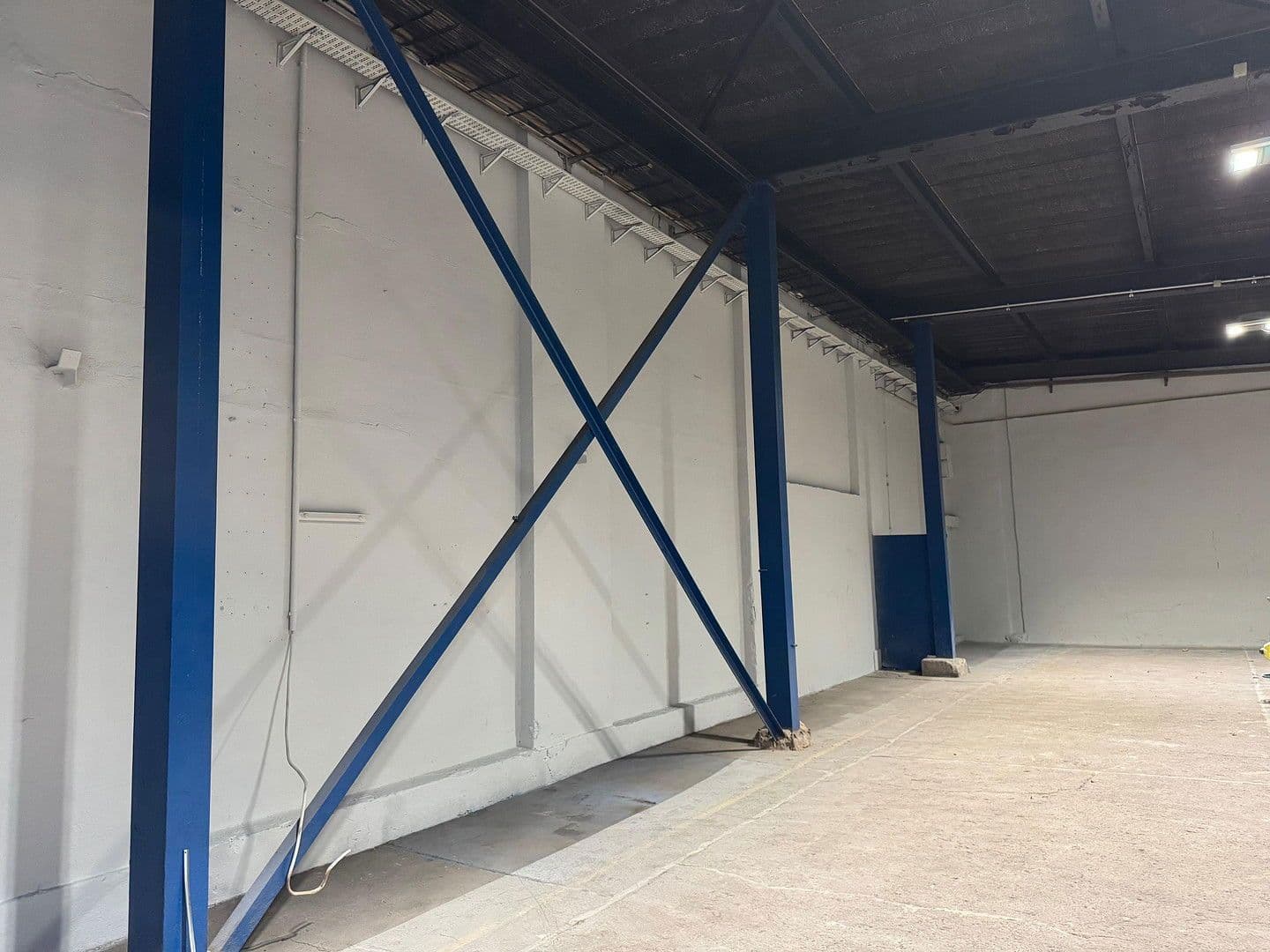 Pronájem nebytového prostoru 212 m², Dohna, Sasko Pronájem nebytového prostoru 212 m², Dohna, Sasko