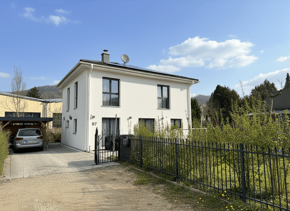 Prodej domu 140 m², pozemek 445 m², Hersbruck, Bavorsko Prodej domu 140 m², pozemek 445 m², Hersbruck, Bavorsko