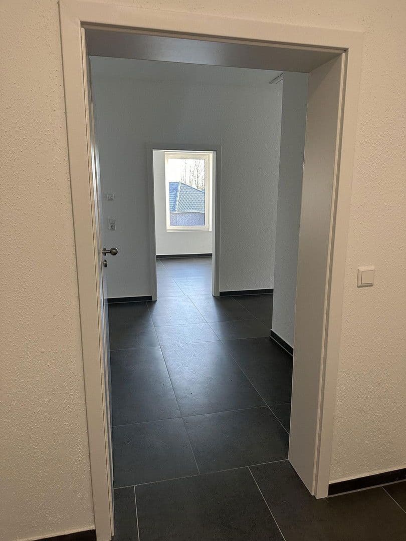 Pronájem bytu 5+1 92 m², Bahnweg 1b, Barßel, Dolní Sasko Pronájem bytu 5+1 92 m², Bahnweg 1b, Barßel, Dolní Sasko