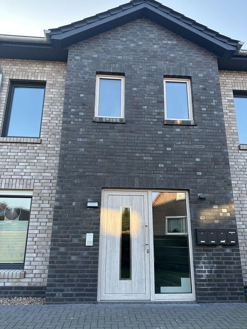 Pronájem bytu 5+1 92 m², Bahnweg 1b, Barßel, Dolní Sasko Pronájem bytu 5+1 92 m², Bahnweg 1b, Barßel, Dolní Sasko