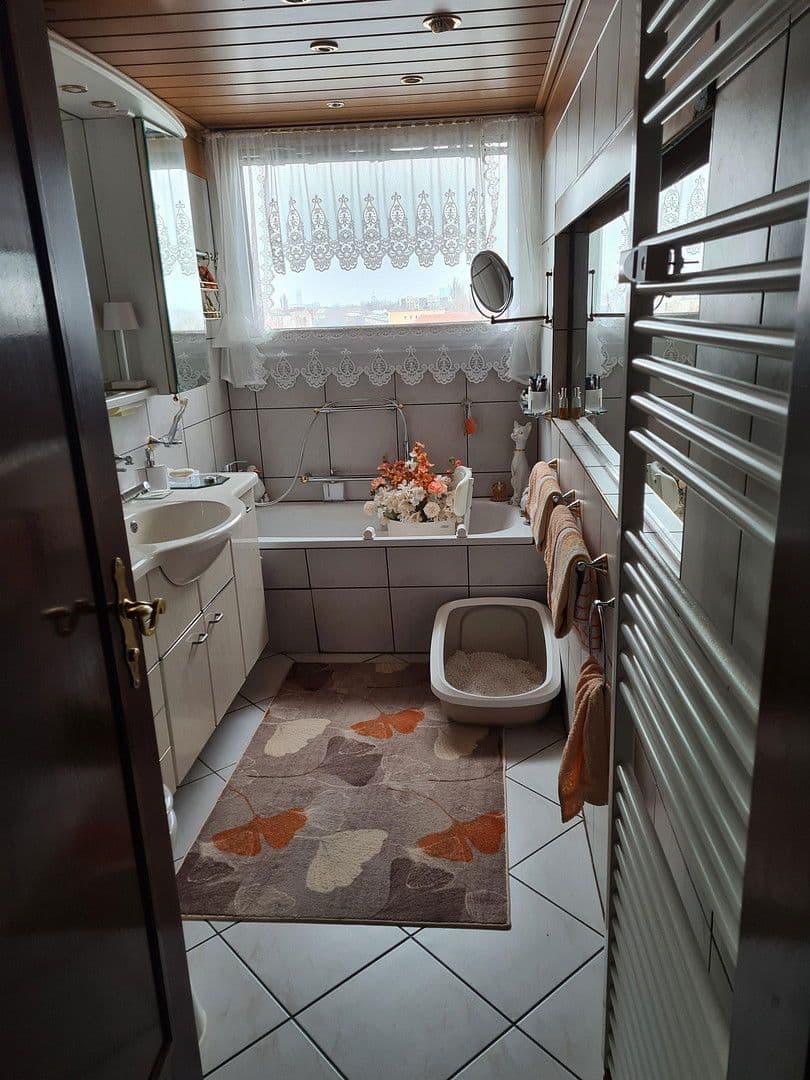 Prodej bytu 3+1 86 m², Alt Pichelsdorf 33a, Wilhelmstadt-Spandau, Berlín Prodej bytu 3+1 86 m², Alt Pichelsdorf 33a, Wilhelmstadt-Spandau, Berlín