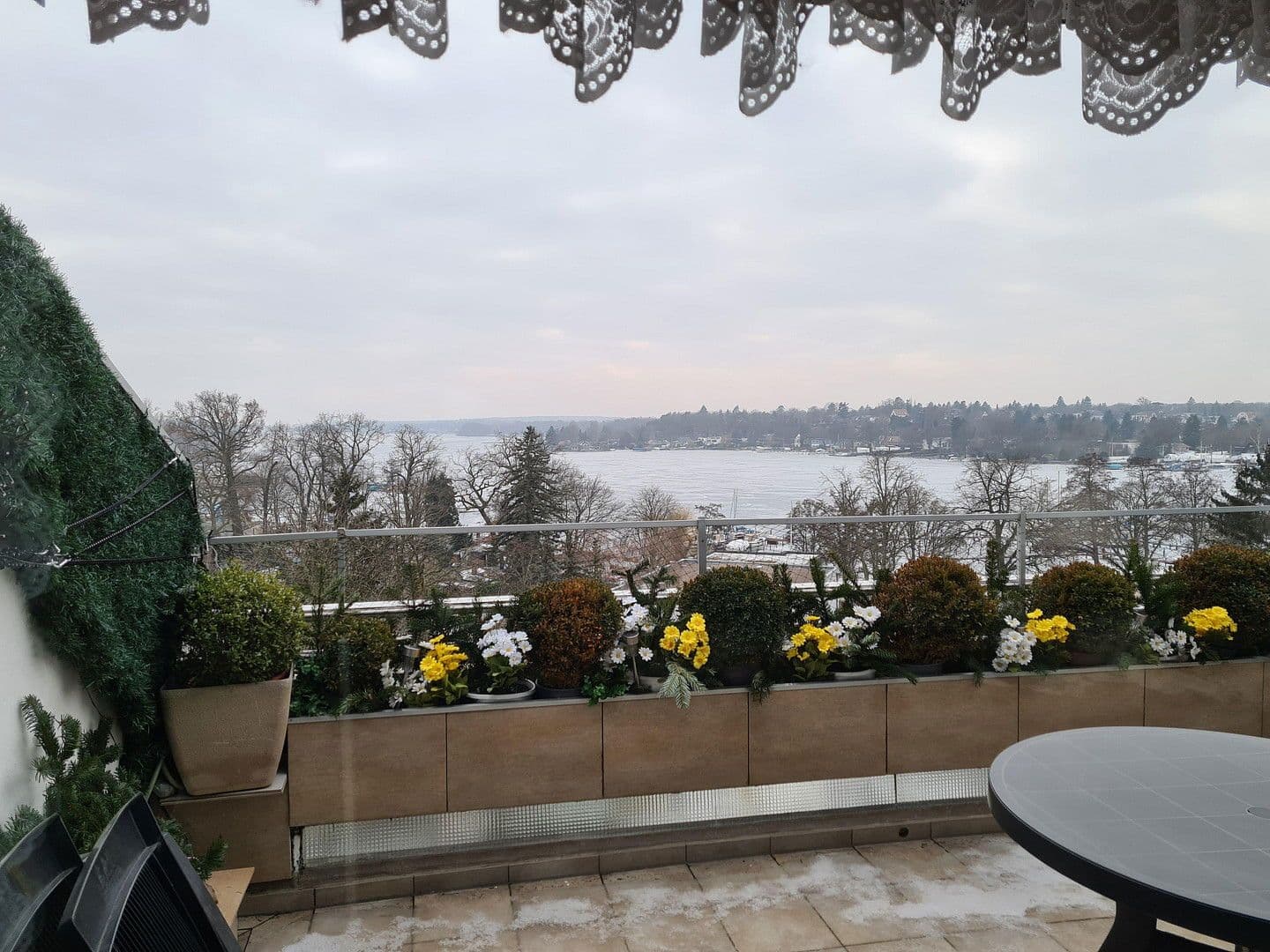 Prodej bytu 3+1 86 m², Alt Pichelsdorf 33a, Wilhelmstadt-Spandau, Berlín Prodej bytu 3+1 86 m², Alt Pichelsdorf 33a, Wilhelmstadt-Spandau, Berlín