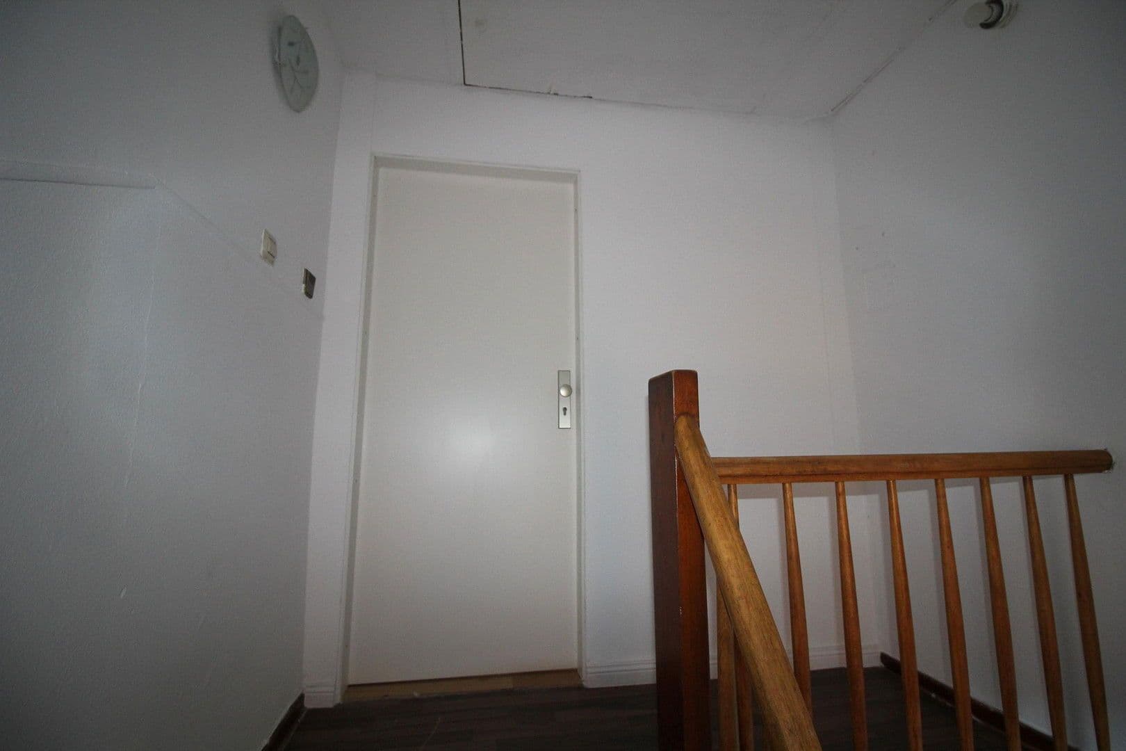 Pronájem bytu 3+1 48 m², Stuttgart, Bádensko-Württembersko Pronájem bytu 3+1 48 m², Stuttgart, Bádensko-Württembersko