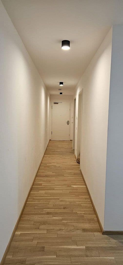 Pronájem bytu 4+1 127 m², Schuckertstraße 19, Fürth, Bavorsko Pronájem bytu 4+1 127 m², Schuckertstraße 19, Fürth, Bavorsko