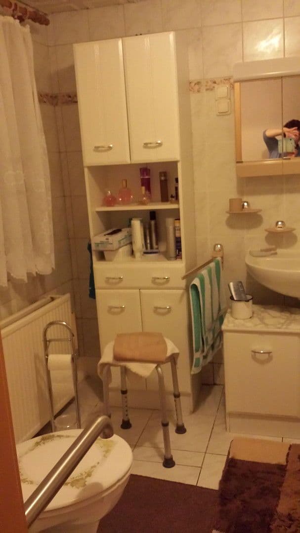 Prodej domu 155 m², pozemek 1.600 m², Suhl, Durynsko Prodej domu 155 m², pozemek 1.600 m², Suhl, Durynsko