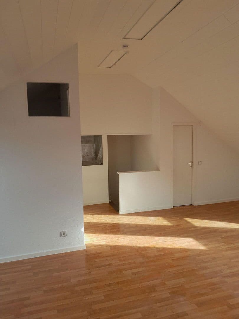 Prodej bytu 3+1 95 m², Leipzig, Sasko Prodej bytu 3+1 95 m², Leipzig, Sasko