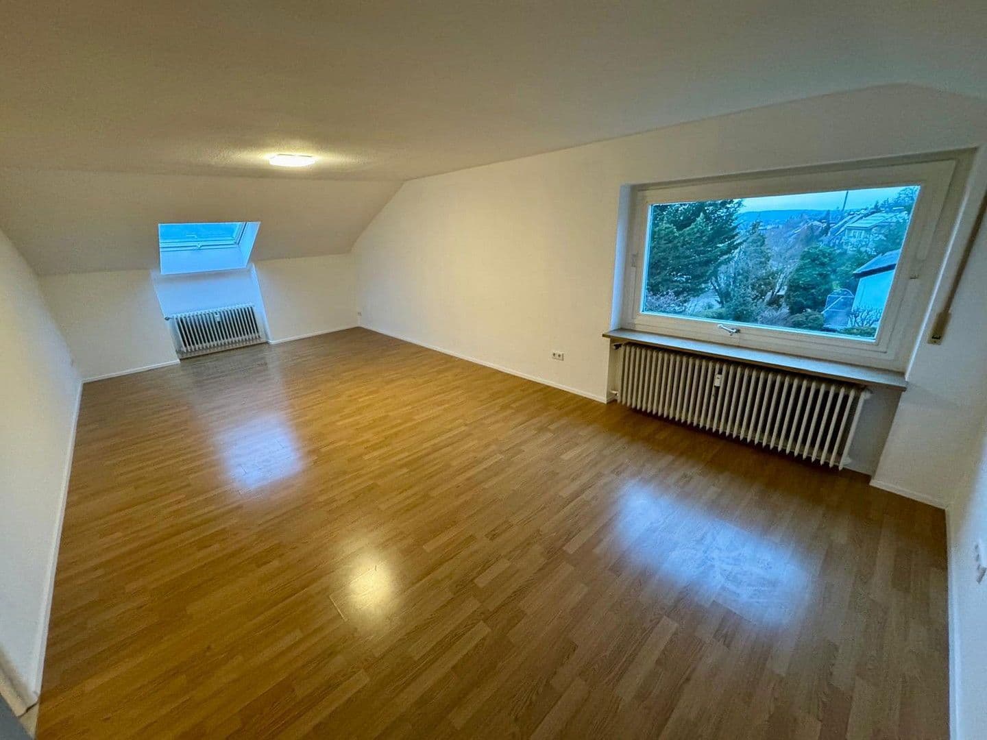 Prodej bytu 3+1 101 m², Ansbach, Bavorsko Prodej bytu 3+1 101 m², Ansbach, Bavorsko