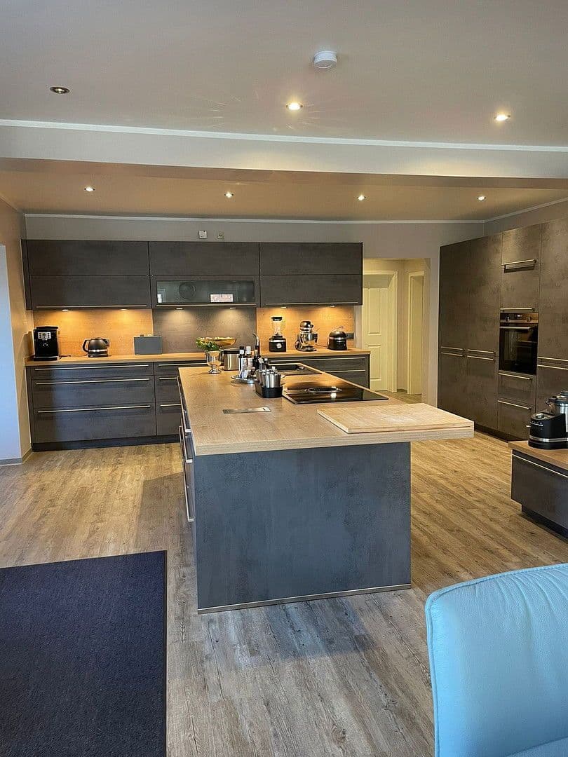 Prodej bytu 5+1 220 m², Krummhörn, Dolní Sasko Prodej bytu 5+1 220 m², Krummhörn, Dolní Sasko