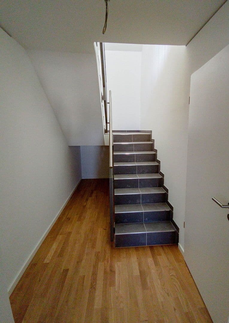 Pronájem bytu 4+1 123 m², Karolinenstr. 22, Fürth, Bavorsko Pronájem bytu 4+1 123 m², Karolinenstr. 22, Fürth, Bavorsko