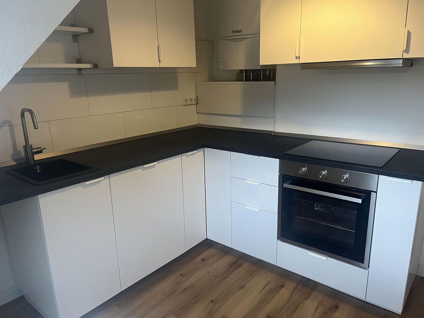 Pronájem bytu 2+kk 70 m², Wörthstrasse 23, Wiesbaden, Hessen Pronájem bytu 2+kk 70 m², Wörthstrasse 23, Wiesbaden, Hessen