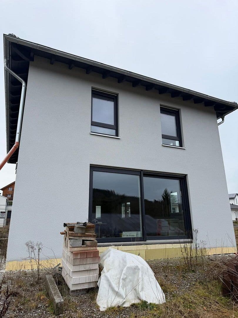 Prodej domu 162 m², pozemek 468 m², Bärwurzweg, Hellenthal, Severní Porýní-Vestfálsko Prodej domu 162 m², pozemek 468 m², Bärwurzweg, Hellenthal, Severní Porýní-Vestfálsko