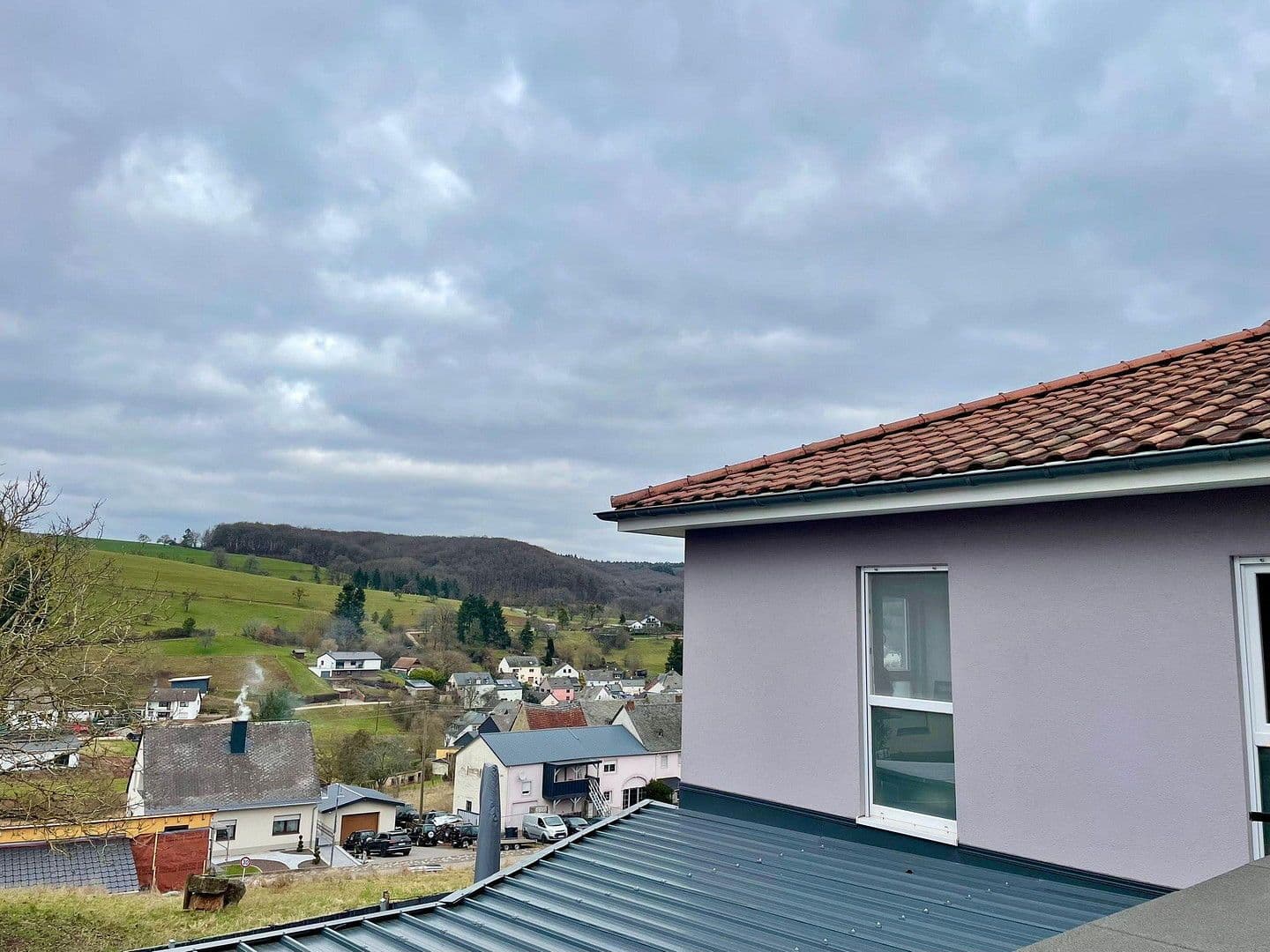 Prodej domu 142 m², pozemek 467 m², Naurath (Eifel), Porýní-Falc Prodej domu 142 m², pozemek 467 m², Naurath (Eifel), Porýní-Falc