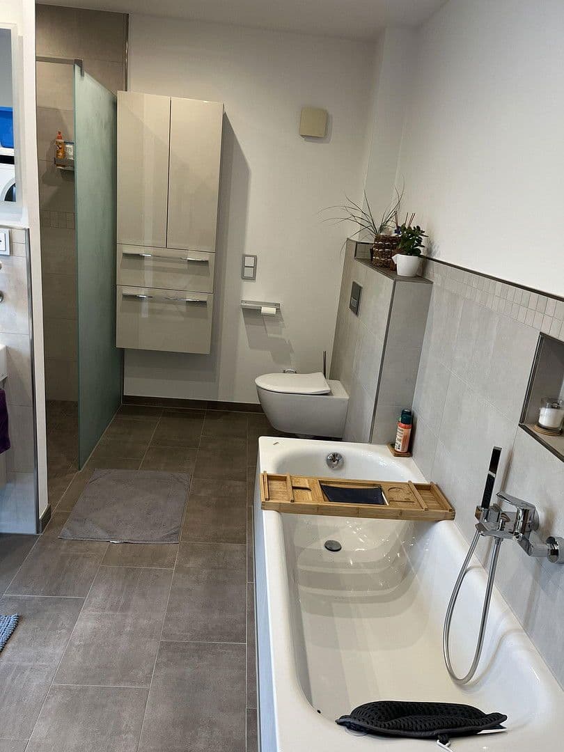 Prodej domu 142 m², pozemek 467 m², Naurath (Eifel), Porýní-Falc Prodej domu 142 m², pozemek 467 m², Naurath (Eifel), Porýní-Falc